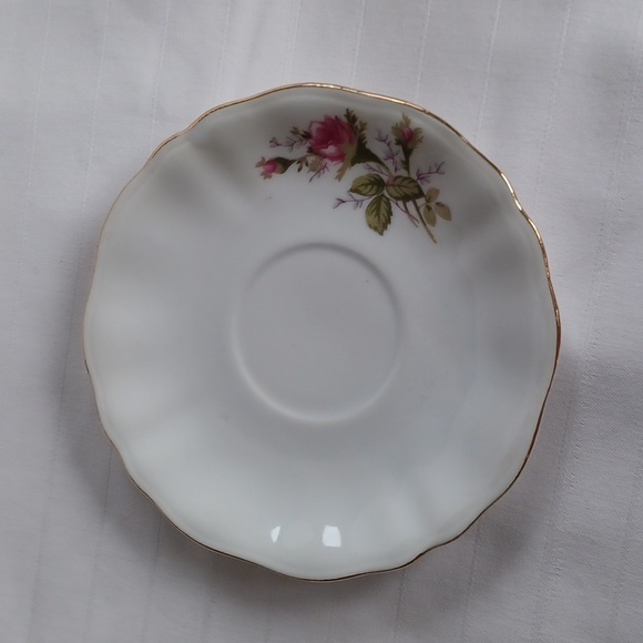 RW Japan Vintage Handpainted Floral Teacup & Saucer - Picture 7 of 11